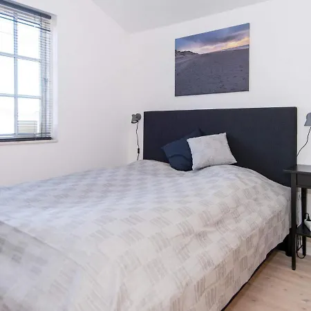 Three-bedroom Holiday In Hvide Sande 2 * Norre Lyngvig
