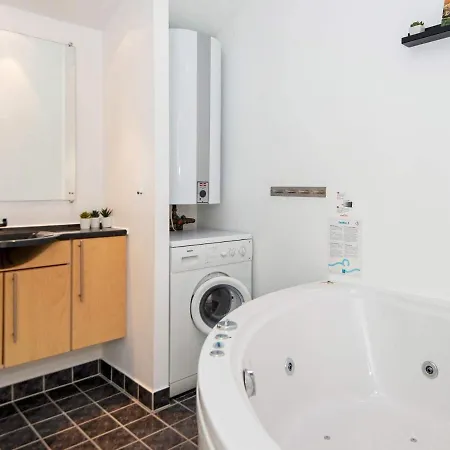 Three-bedroom Holiday In Hvide Sande 2